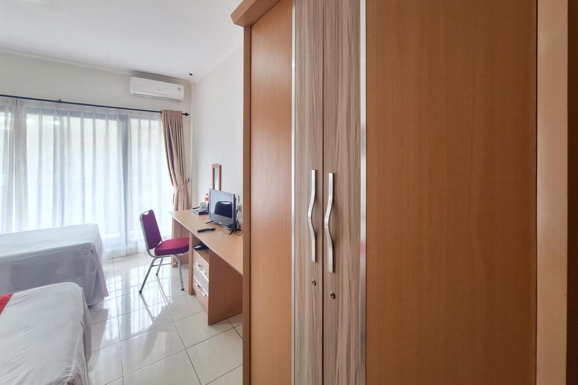 Reddoorz Resort At Tridaya Cisarua Puncak Екстер'єр фото